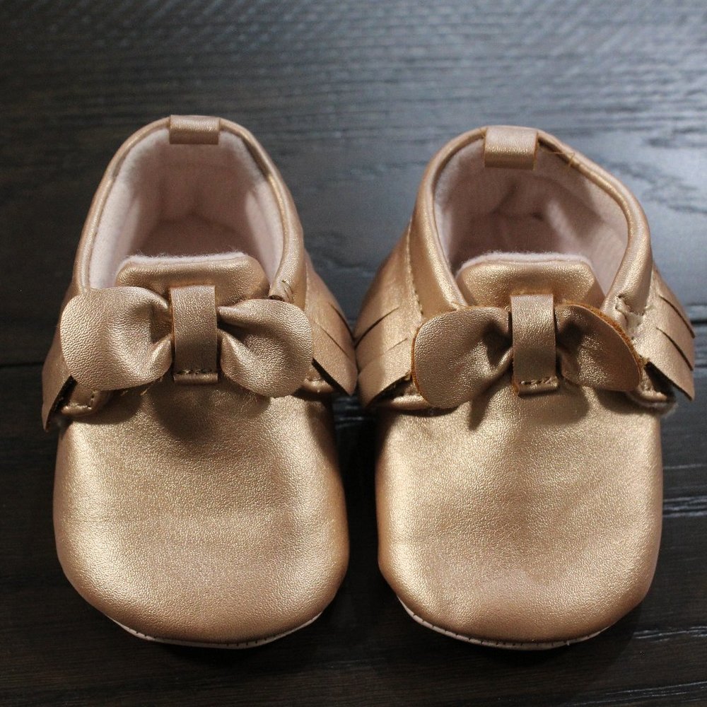 Baby Girl Rose Gold Moccasins Size 0-3 Months